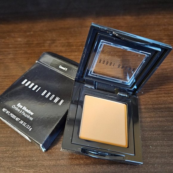Bobbi Brown Other - Bobbi Brown Eye Shadow in Camel (NIB)